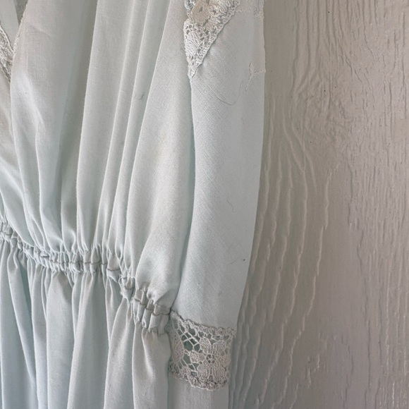 Lace Trimmed Vintage Night Gown - Soft Blue Small - Picture 8 of 12